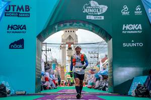 BIB: 5500
                            <button type="button" onclick="openModal(24869970)" class="btn btn-primary btn-sm float-right btn-popup" data-toggle="modal" data-target=".modal-high-quality">
                        <i class="fas fa-shopping-cart"></i> Add to Cart
                    </button>
                                            <button type="button" onclick="isThisMe(24869970, true)" class="btn btn-success btn-sm float-right btn-popup btn-isme hidden" data-toggle="tooltip" data-placement="bottom" title="นี่คือรูปของคุณใช่ไหม คลิกที่นี่เพื่อเอาเข้าอัลบั้ม">
                        <i class="fas fa-plus"></i> Add to album
                    </button>
                    <button type="button" onclick="isThisMe(24869970, false)" class="btn btn-warning btn-sm float-right btn-popup btn-isnotme hidden">
                        <i class="fas fa-ban"></i> Remove from album
                    </button>